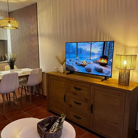 Cozy With Mountain View Apartamento Serra Nevada